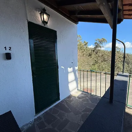 Con Cocina En La Montana Funchal (Madeira)