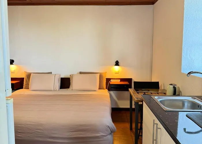 Hotell Con Cocina En La Montana *