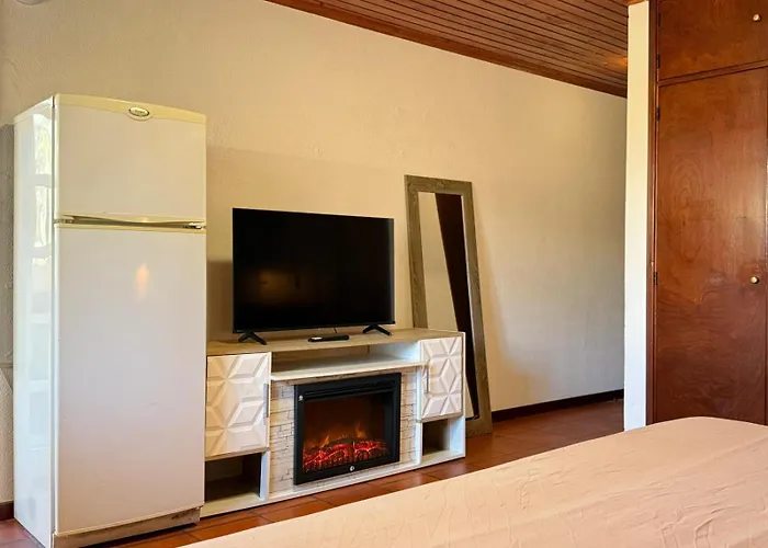 Con Cocina En La Montana * Funchal (Madeira)